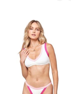 l*space White and Pink Sporty Colorblock Bikini
